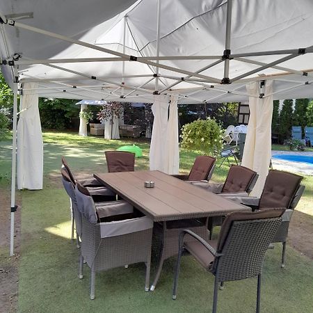 שיופוק Apartman Orgona מראה חיצוני תמונה