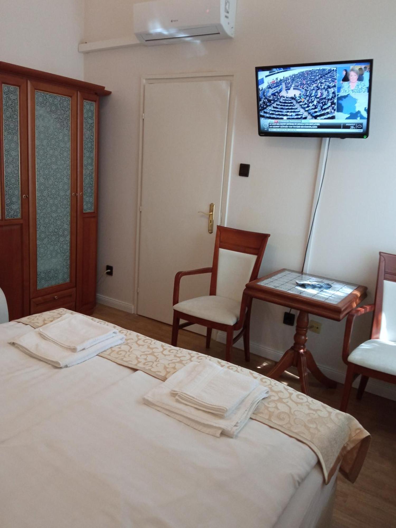 שיופוק Apartman Orgona מראה חיצוני תמונה
