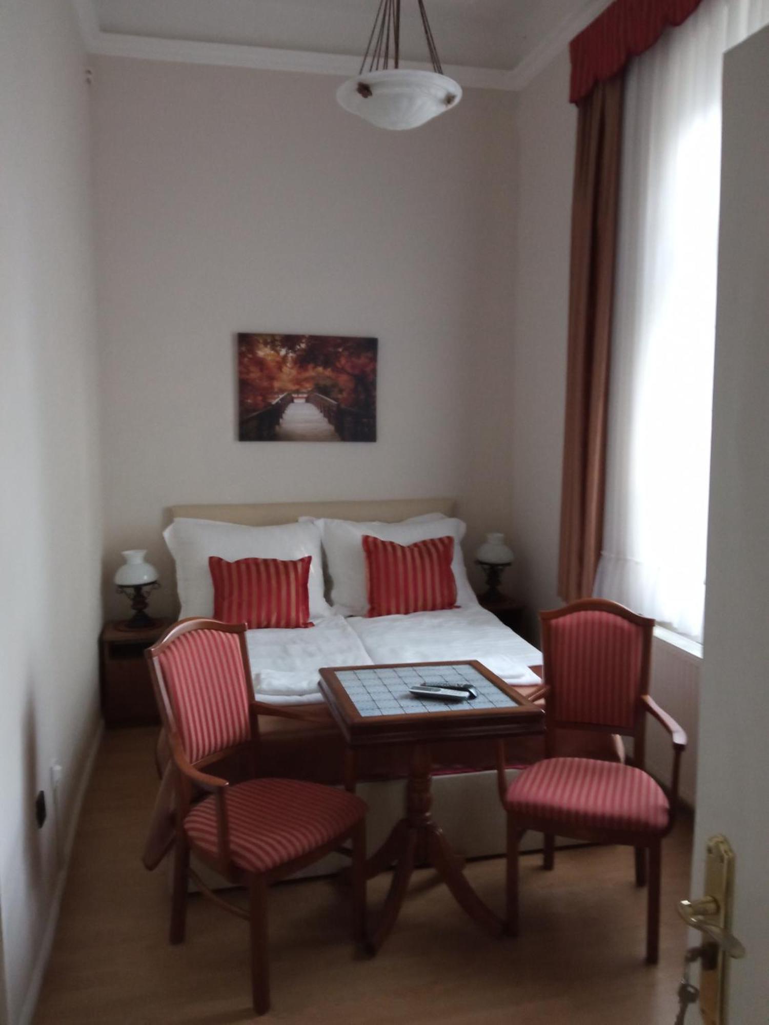 שיופוק Apartman Orgona מראה חיצוני תמונה