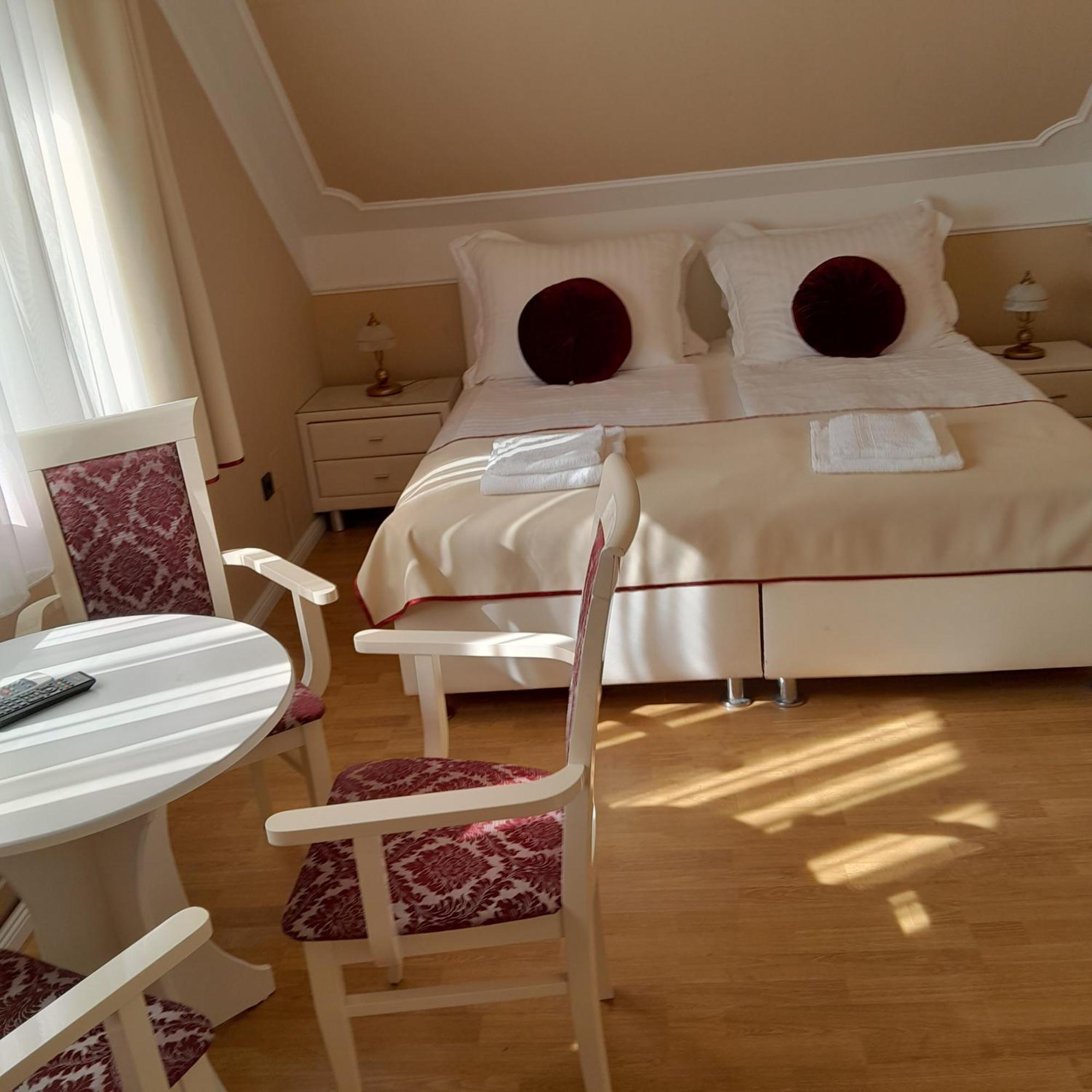שיופוק Apartman Orgona מראה חיצוני תמונה